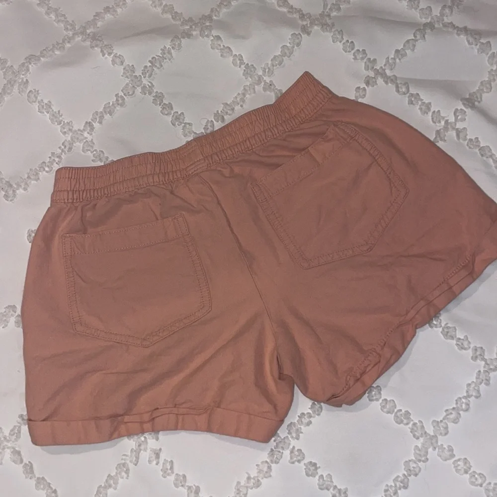 Gap girls shorts 🍑